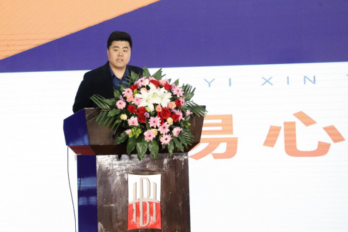 快手直播帶貨崛起的秘訣就四個字：簡單粗暴