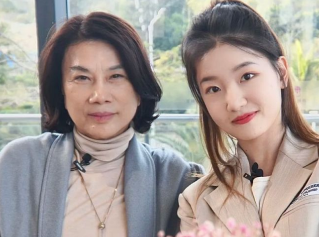 22歲的大學(xué)生孟羽童突然·火爆，孟羽童何許人也？能被董明珠青睞？