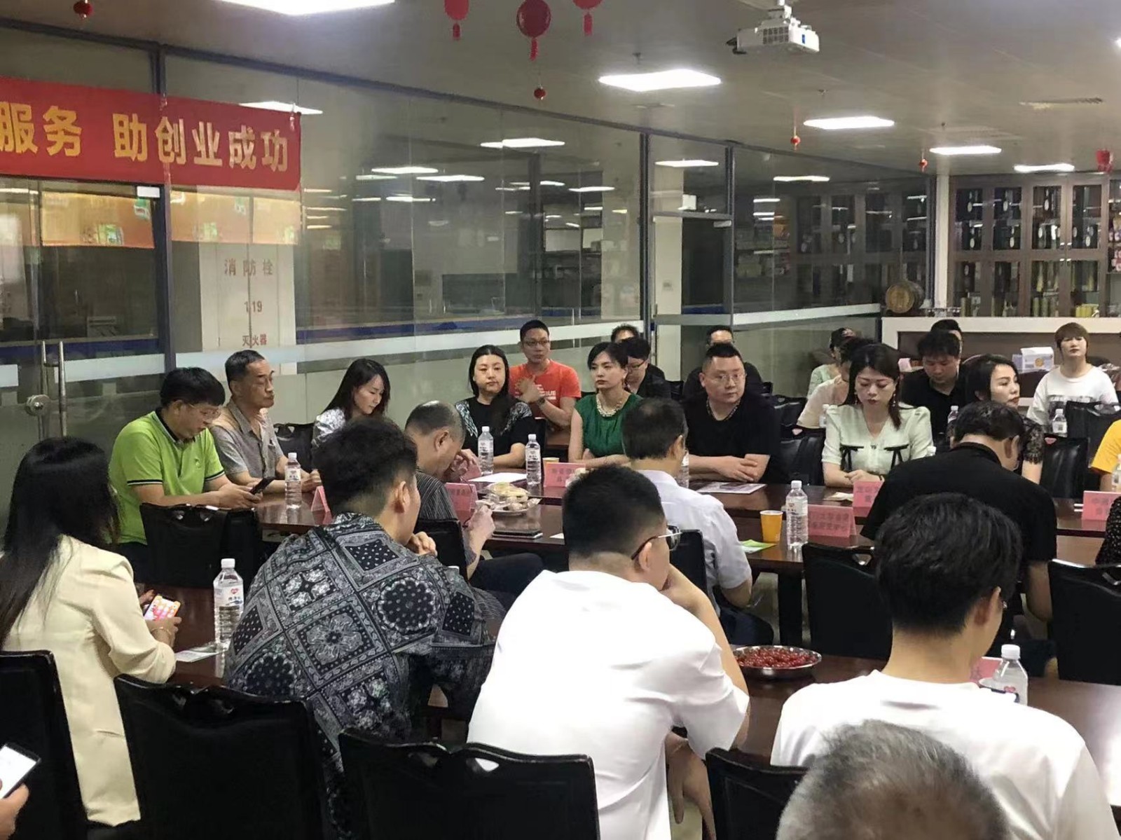 抖音矩陣號如何導流，起號？什么是賬號矩陣？賬號矩陣怎么做？