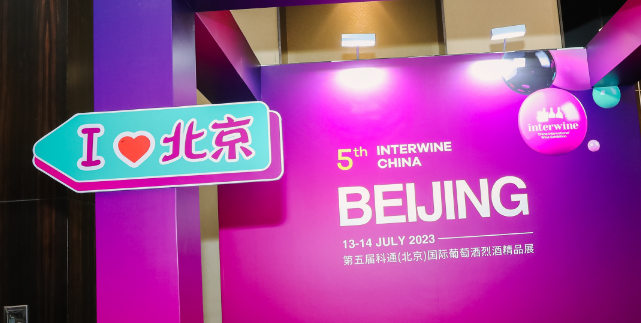理想汽車 春節(jié)假期期間，即2月9日至17日開(kāi)放全部超過(guò)330座超充站，為車主提供免費(fèi)充電服務(wù)