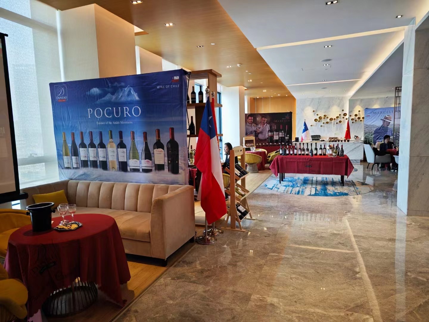 隨著TikTok快速的發(fā)展，我們發(fā)現(xiàn)平臺(tái)又涌現(xiàn)了很多熱門的類目分享